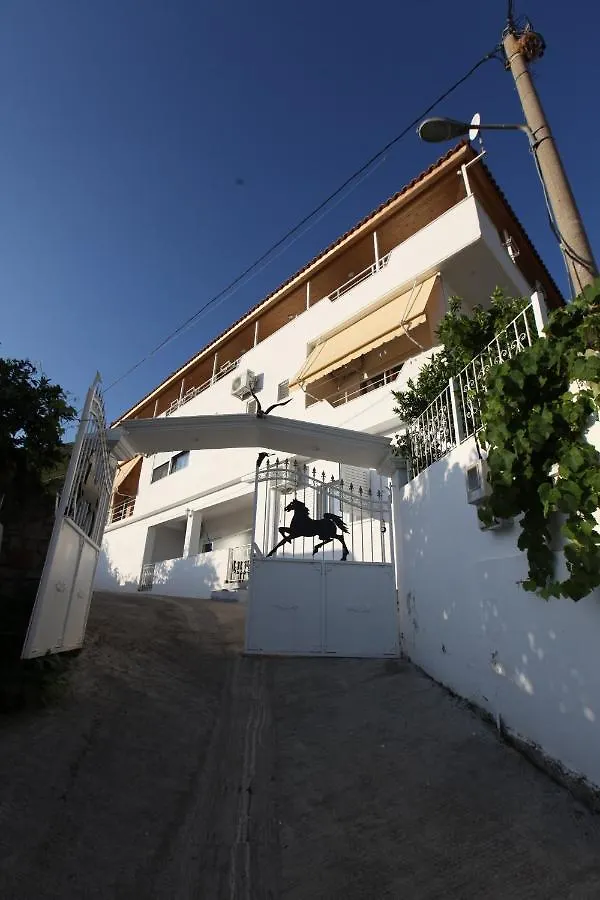 Vila Riza Veliu Piqeras Албания